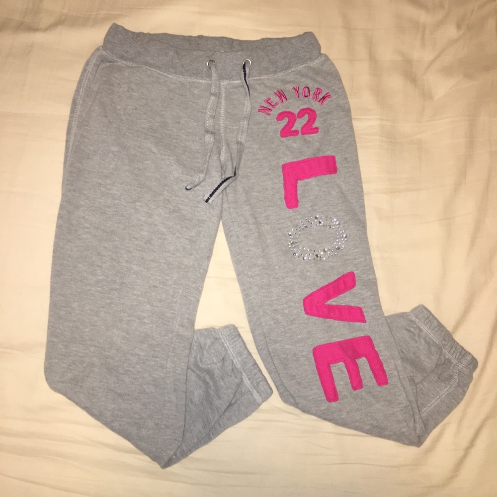 LOVE | Capri Sweats